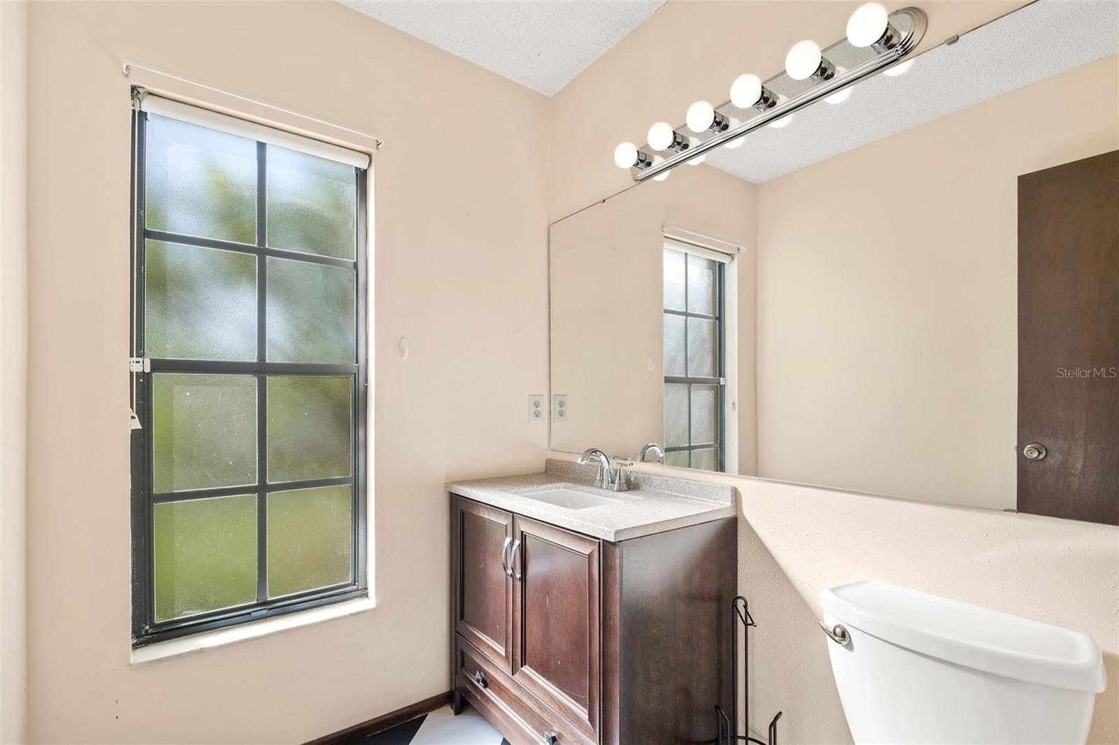 1942 KIMBERWICKE CIR