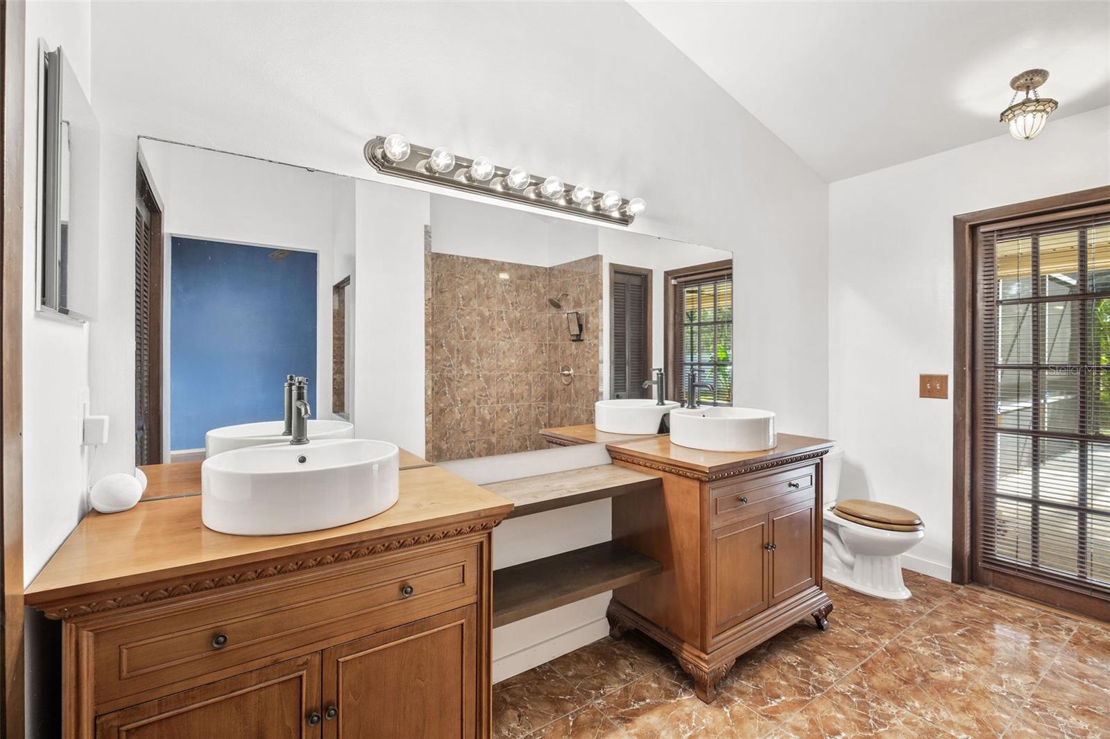 1942 KIMBERWICKE CIR