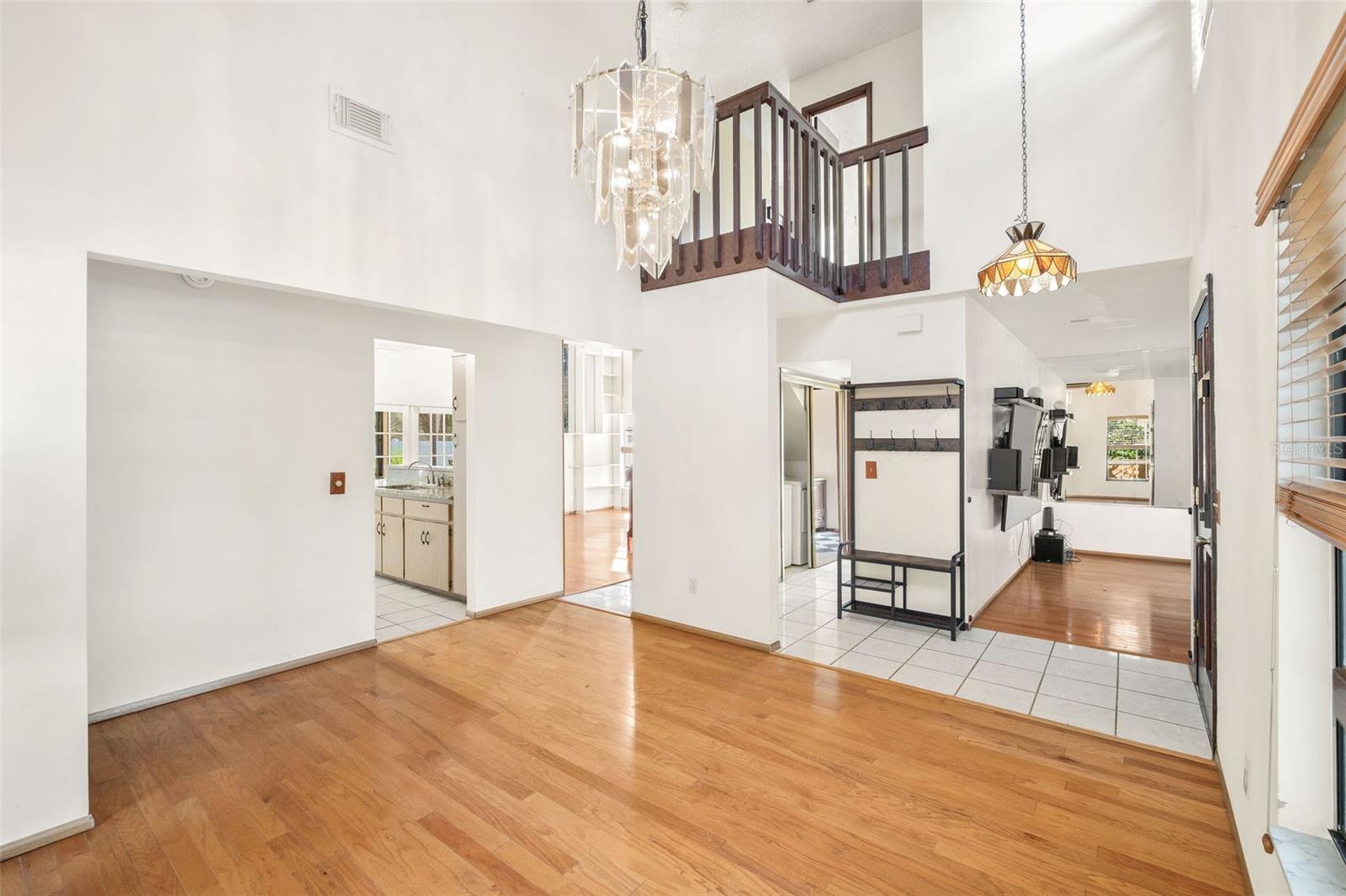 1942 KIMBERWICKE CIR