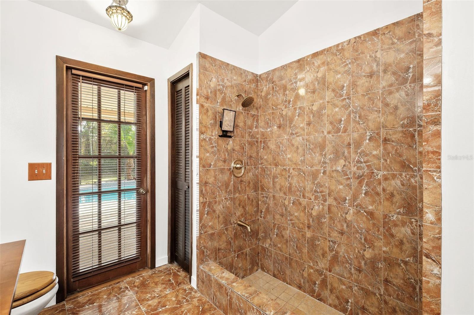 1942 KIMBERWICKE CIR