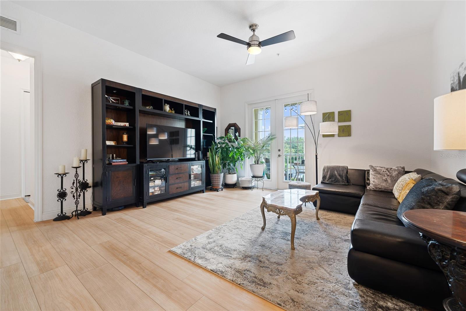 1819 COMMON WAY RD #203