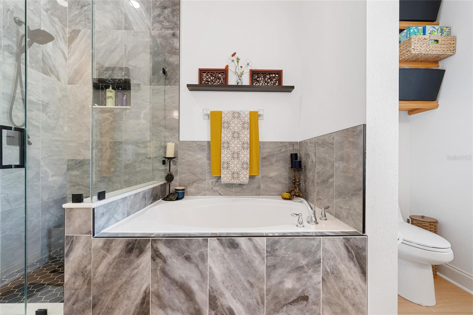 1819 COMMON WAY RD #203