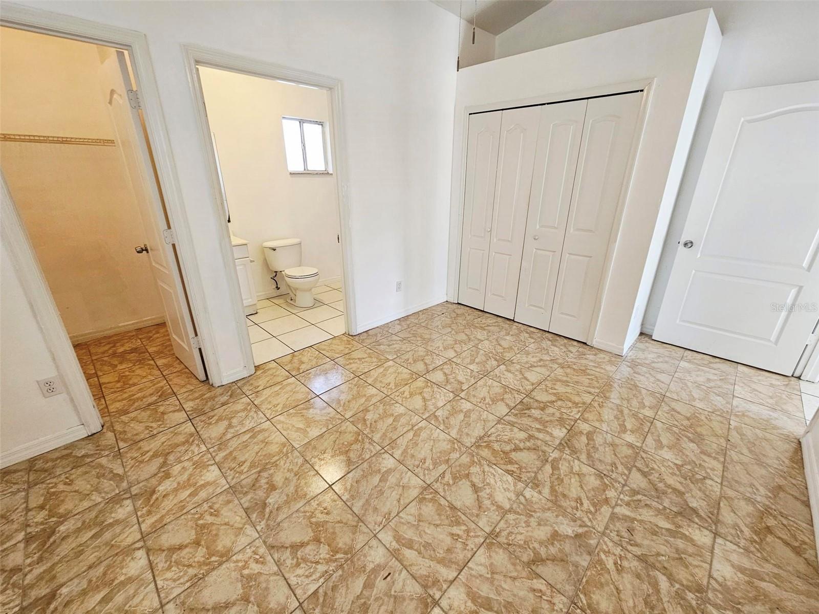 6727 MAGNOLIA POINTE CIR