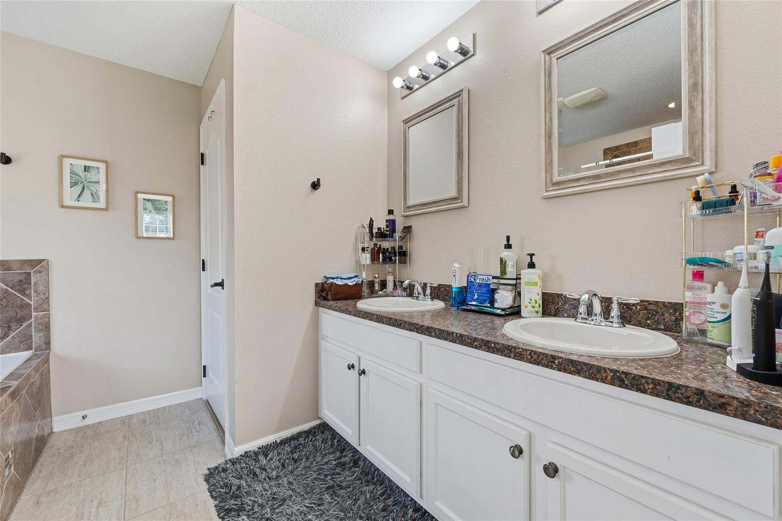 2675 RIVER LANDING DR