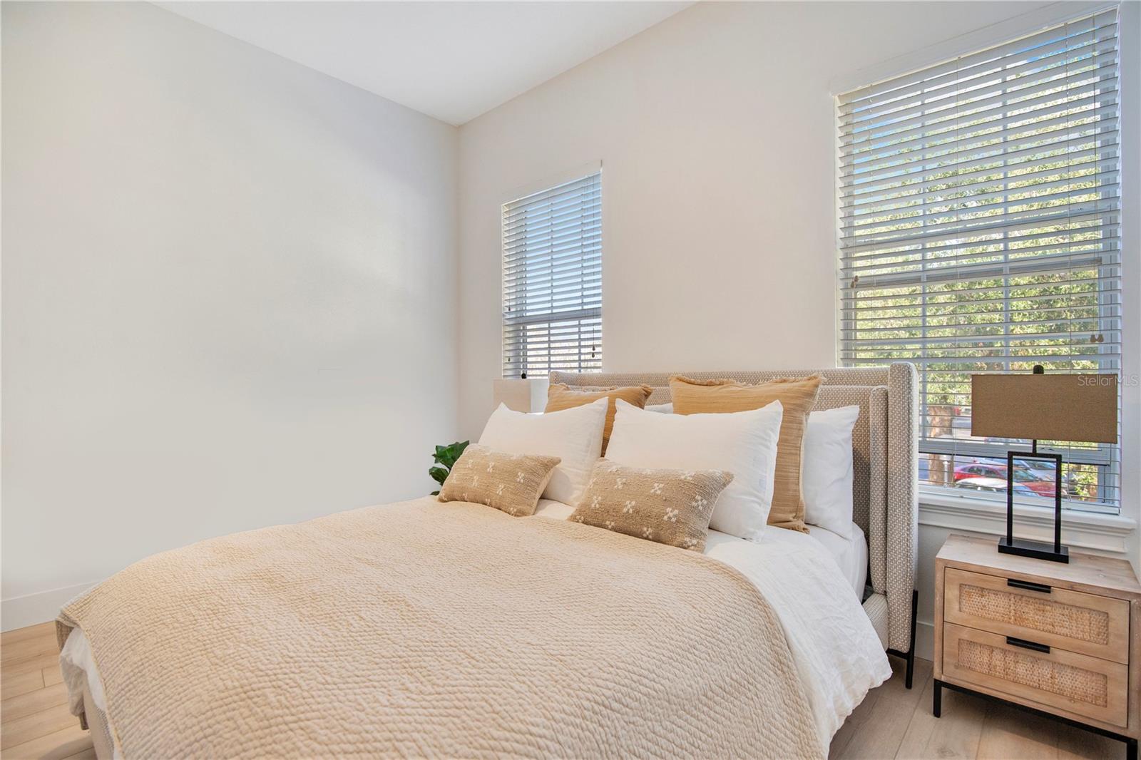 1550 LAKE BALDWIN LN #C