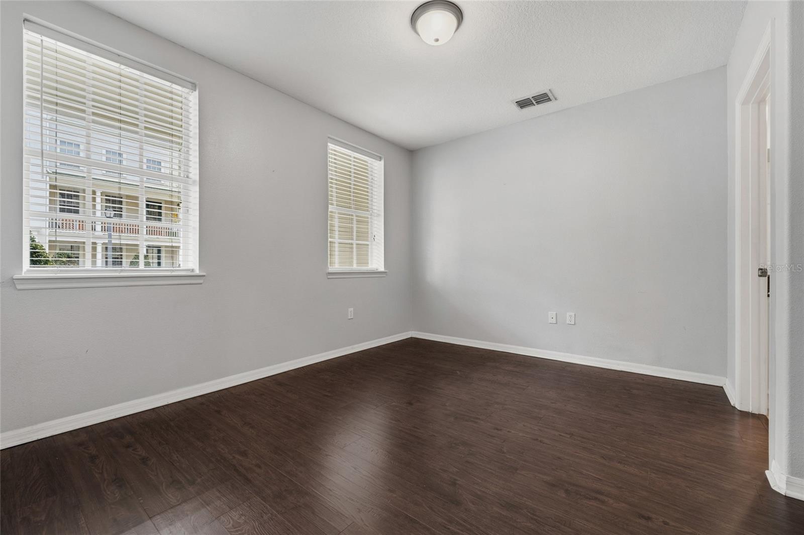 1353 CHATFIELD PL