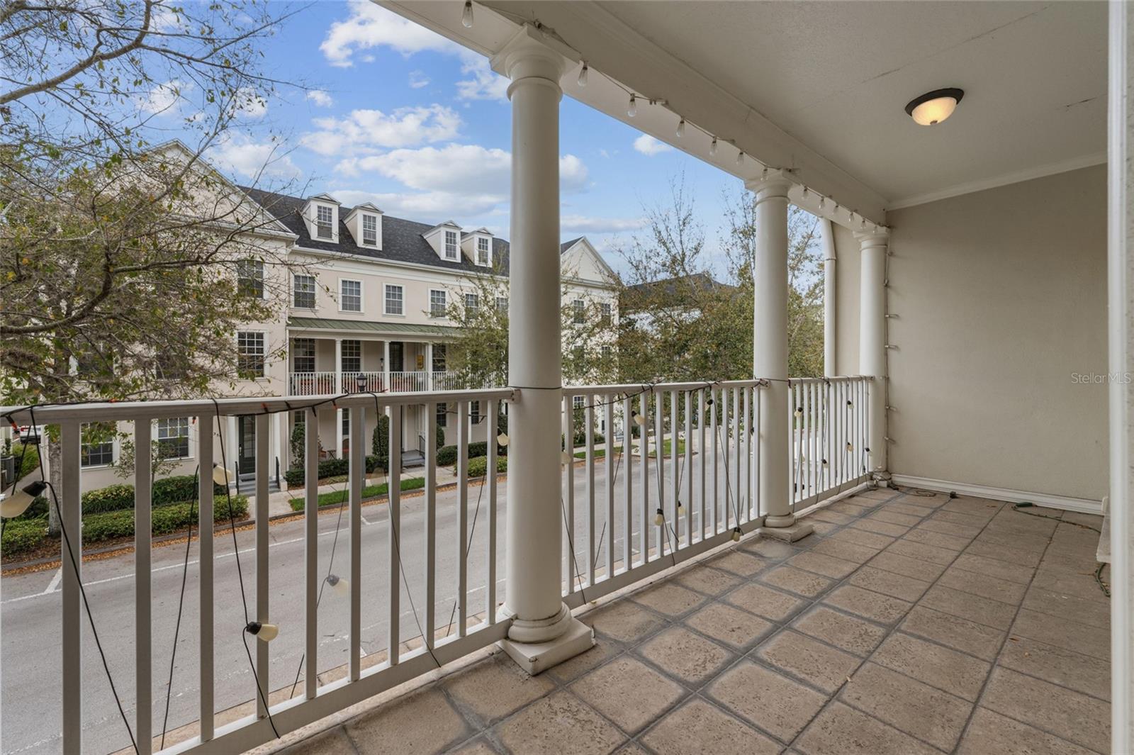 1353 CHATFIELD PL