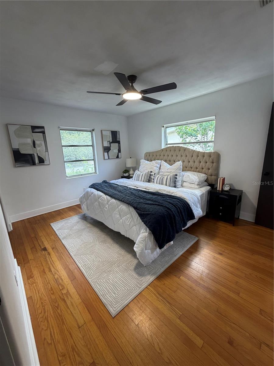 1951 S CRYSTAL LAKE DR