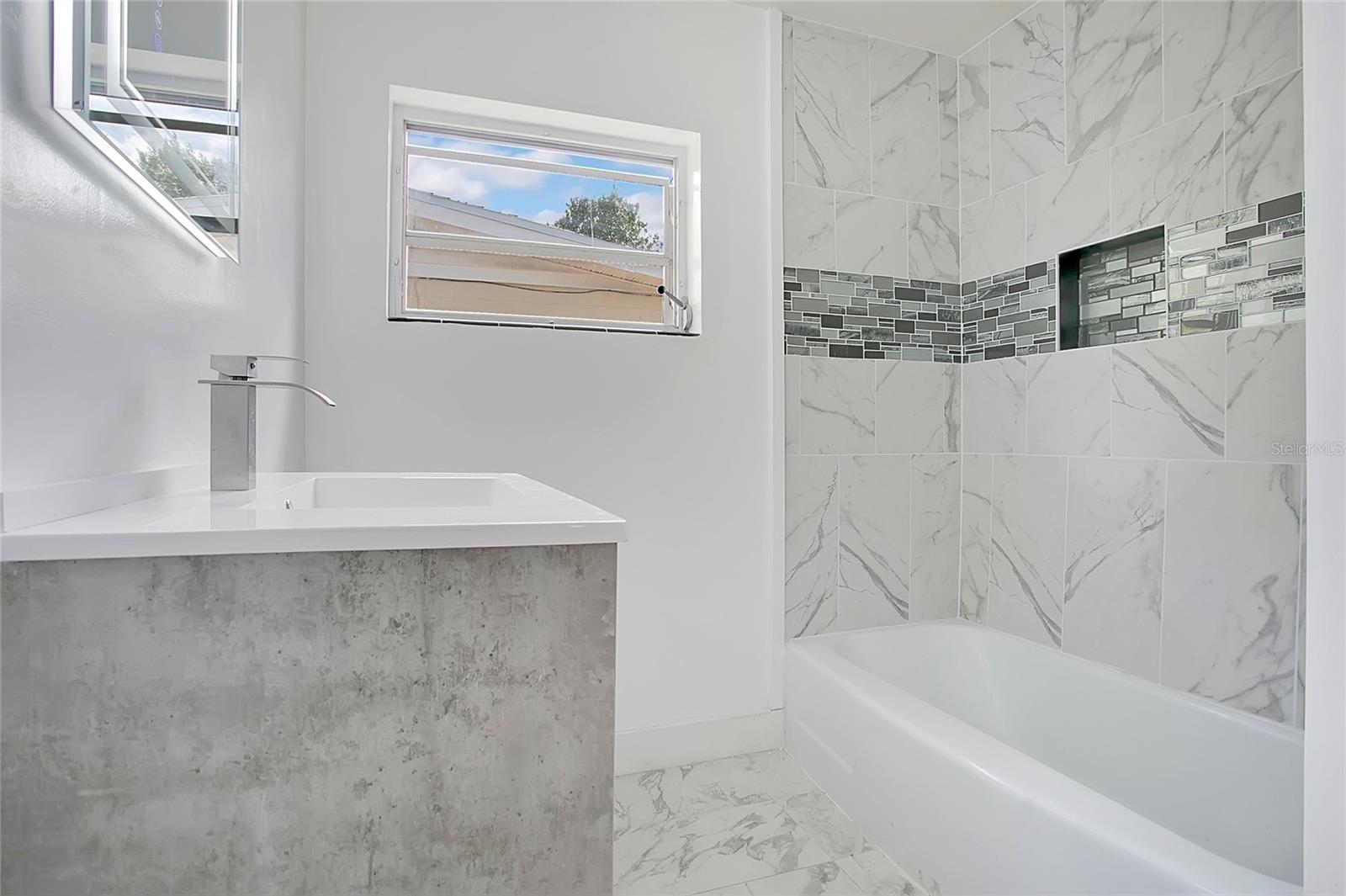 1951 S CRYSTAL LAKE DR