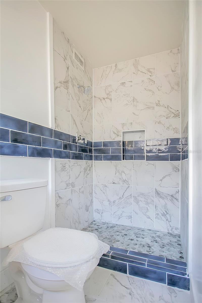 1951 S CRYSTAL LAKE DR