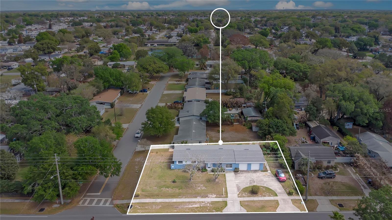 1951 S CRYSTAL LAKE DR