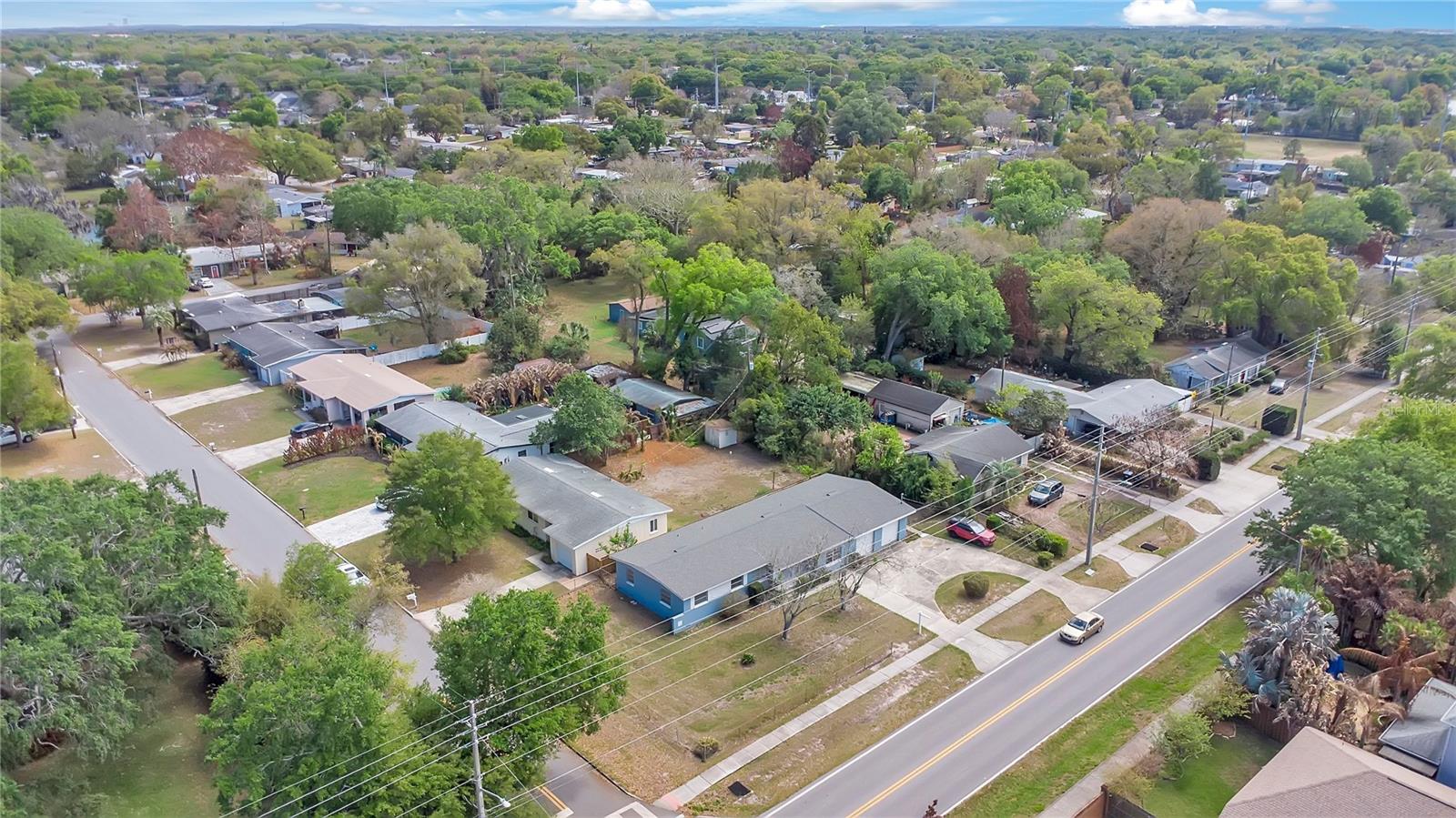 1951 S CRYSTAL LAKE DR