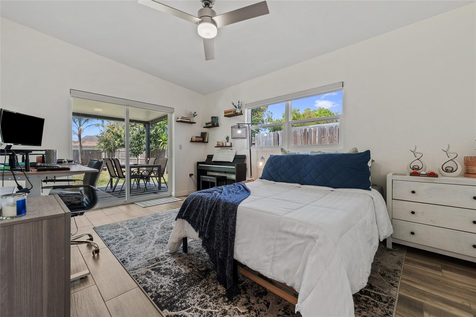 5218 DEXTER ST