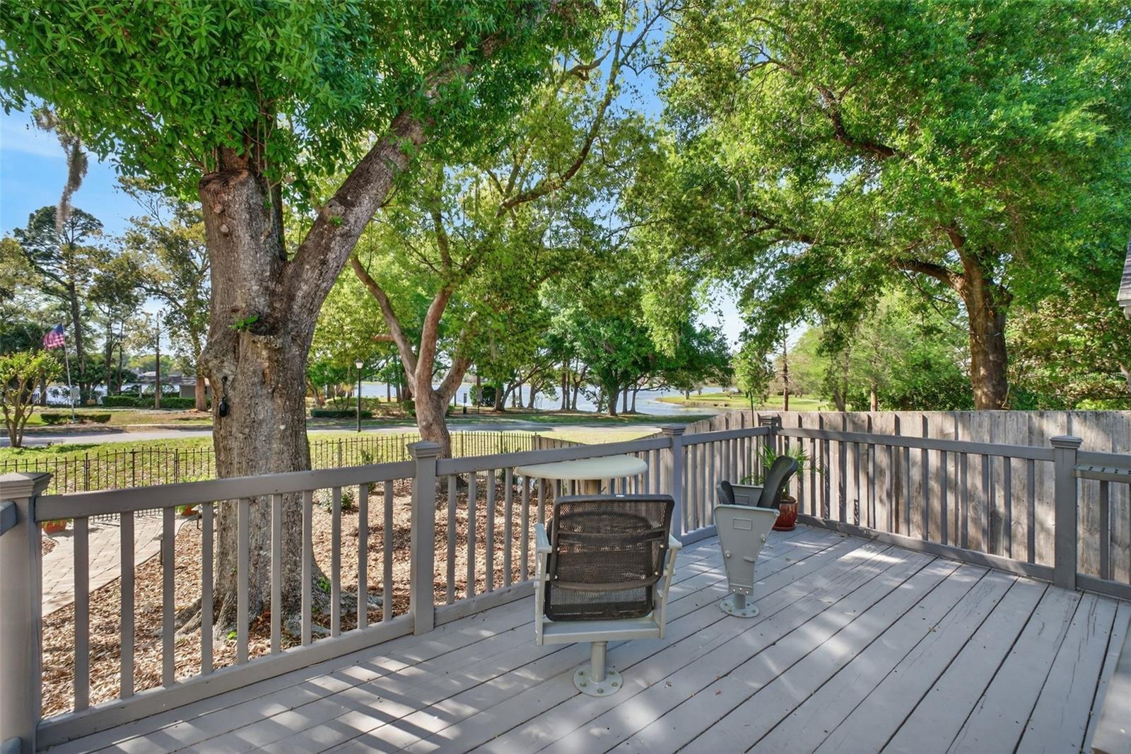 110 WHITLEY BAY LN
