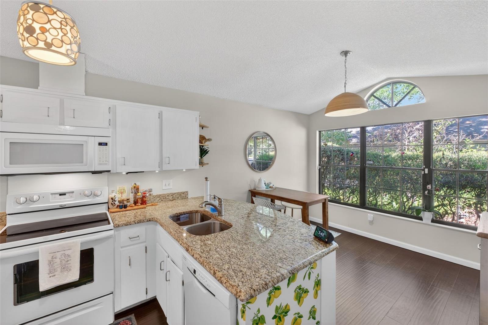 110 WHITLEY BAY LN
