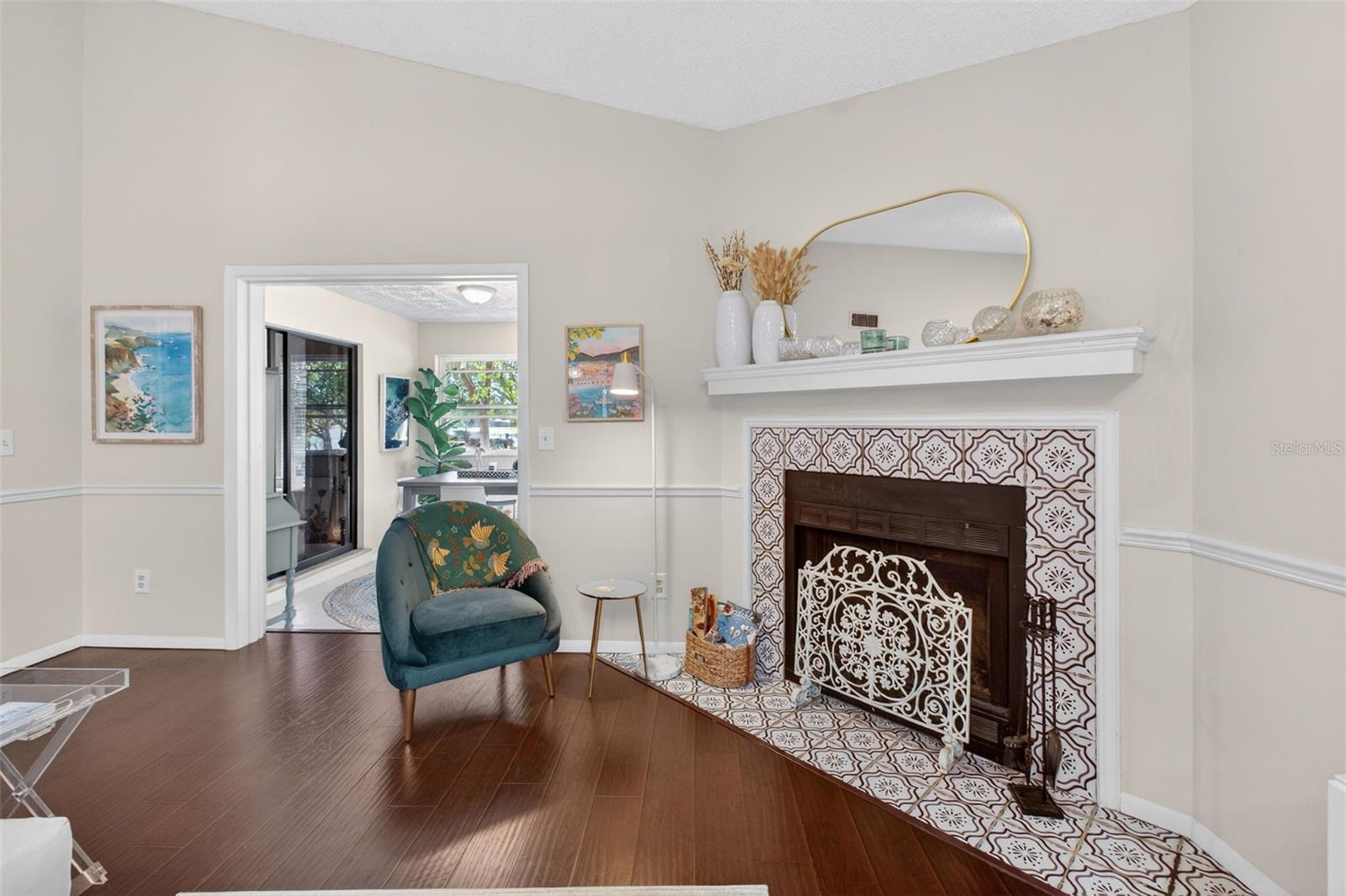 110 WHITLEY BAY LN