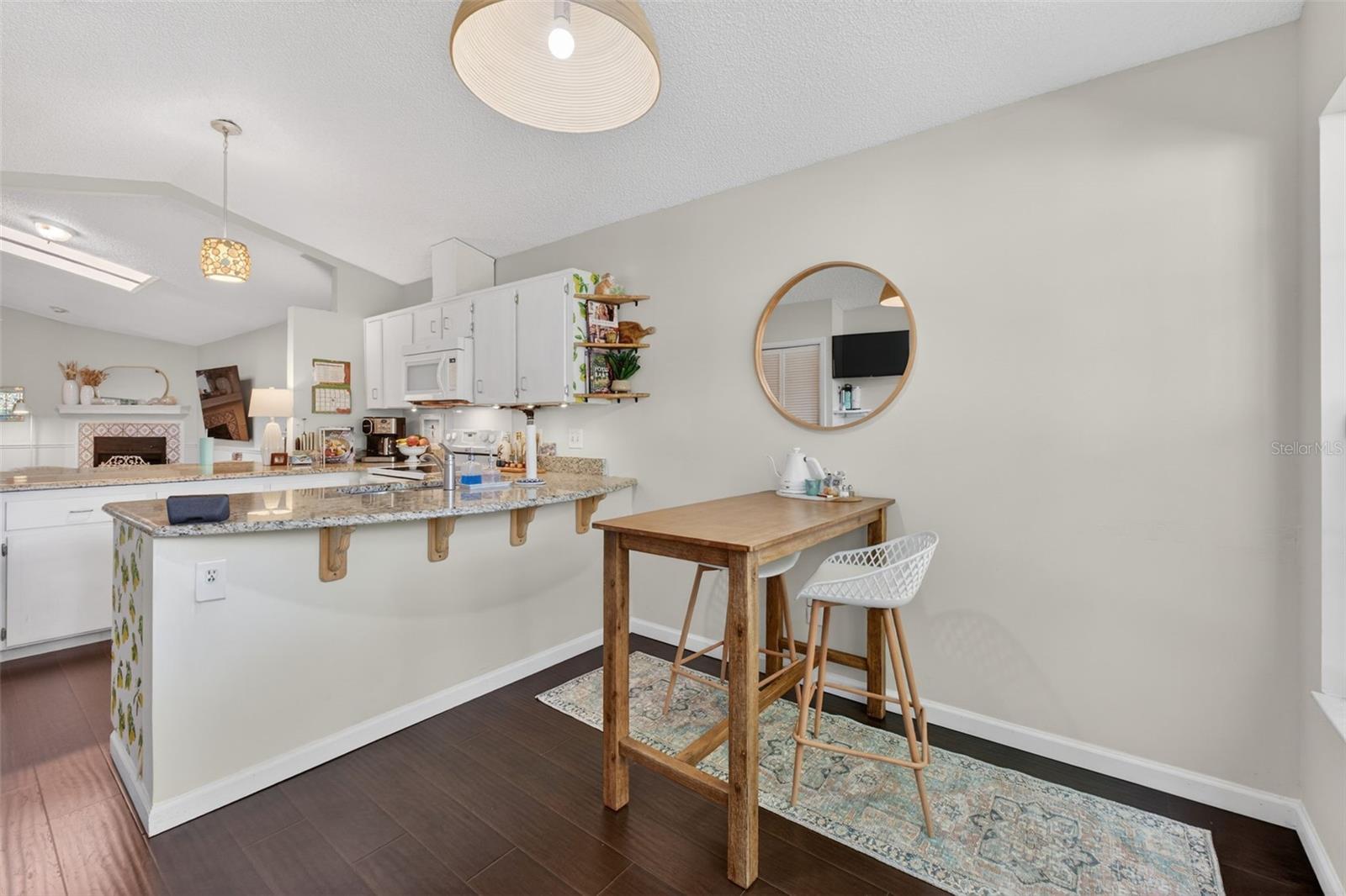 110 WHITLEY BAY LN