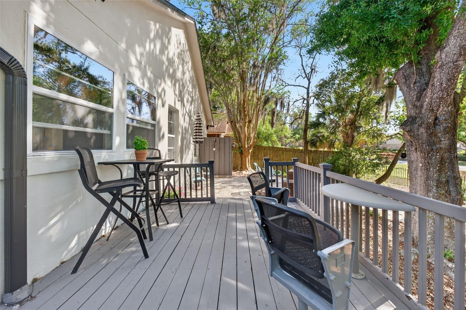 110 WHITLEY BAY LN