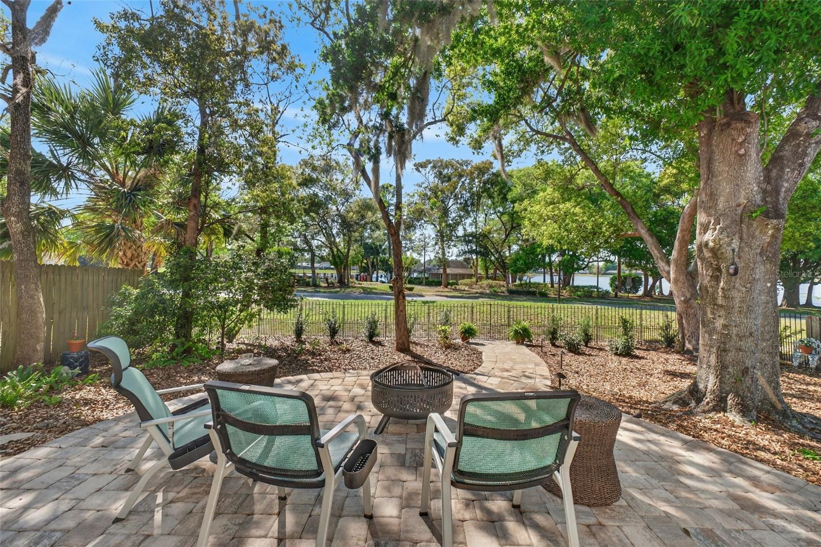 110 WHITLEY BAY LN