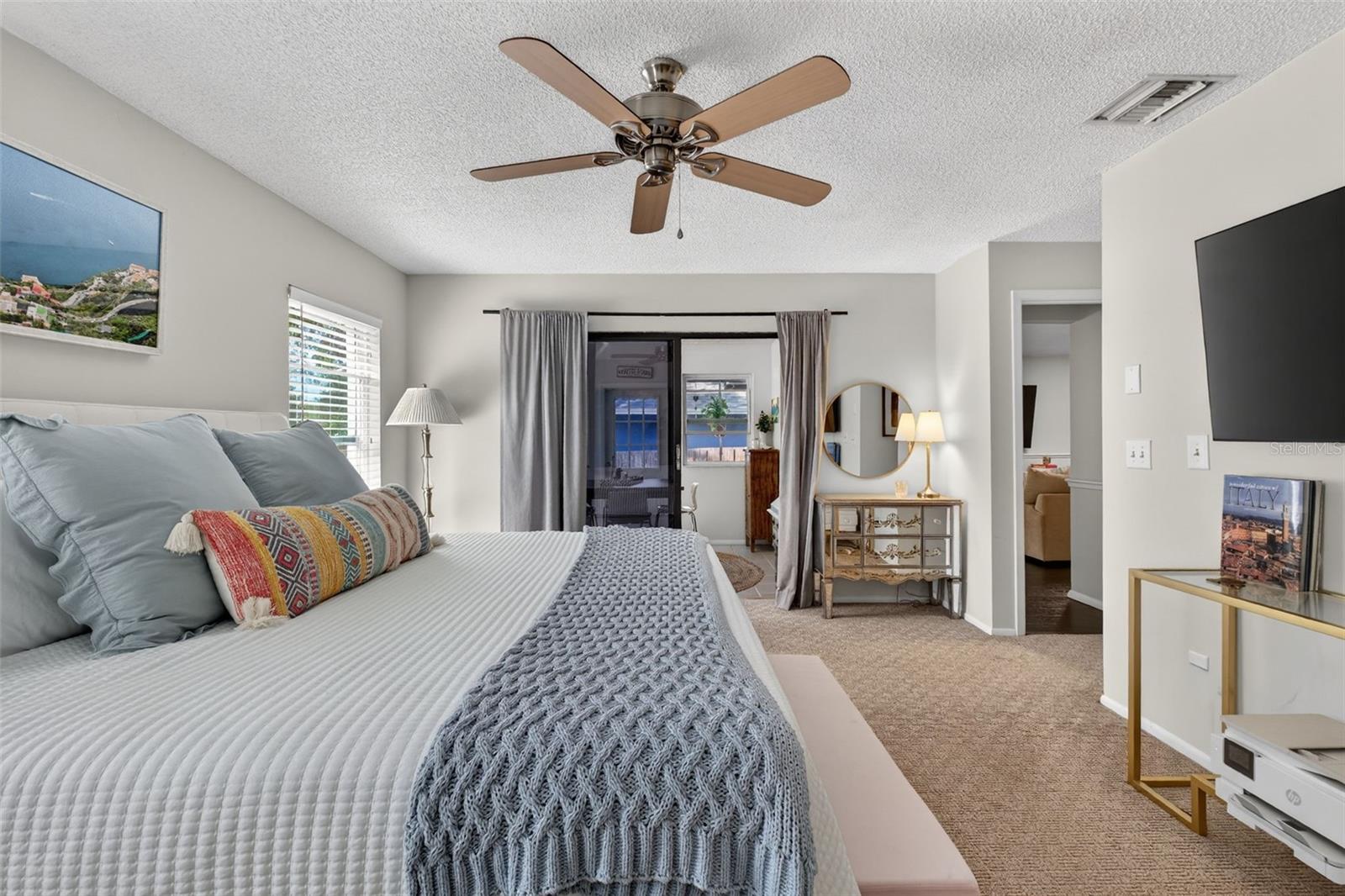 110 WHITLEY BAY LN