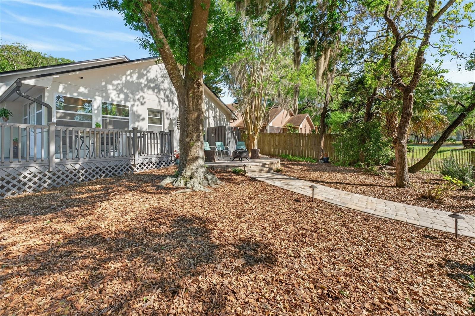 110 WHITLEY BAY LN