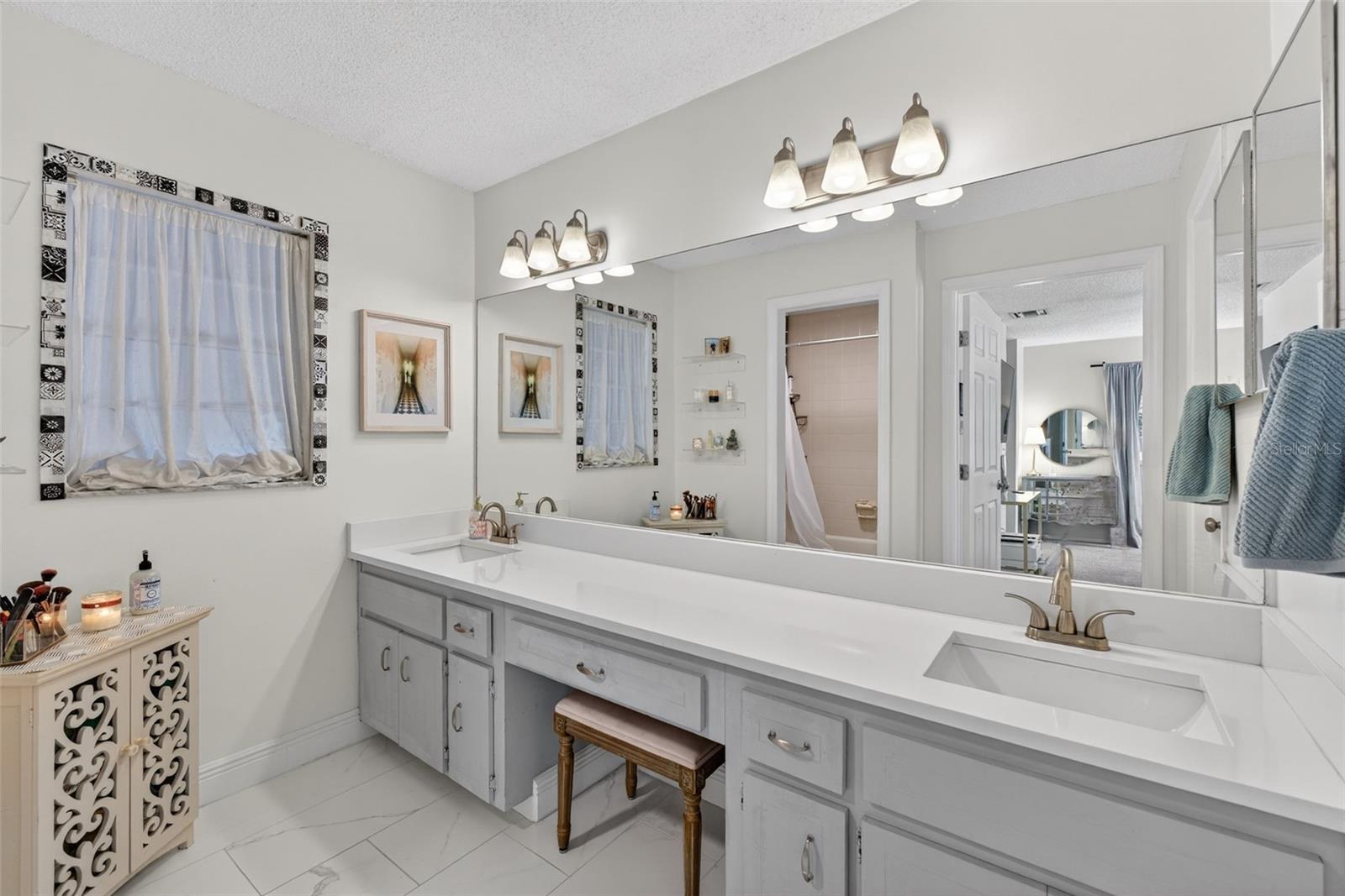 110 WHITLEY BAY LN
