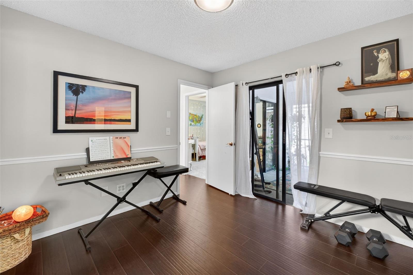 110 WHITLEY BAY LN
