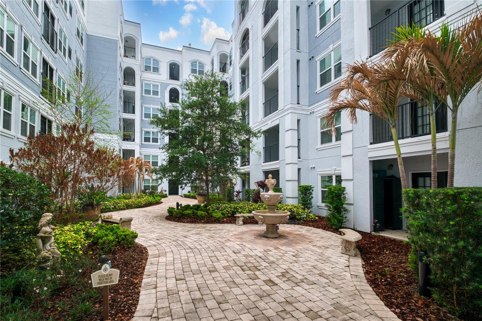 300 E SOUTH ST #2014