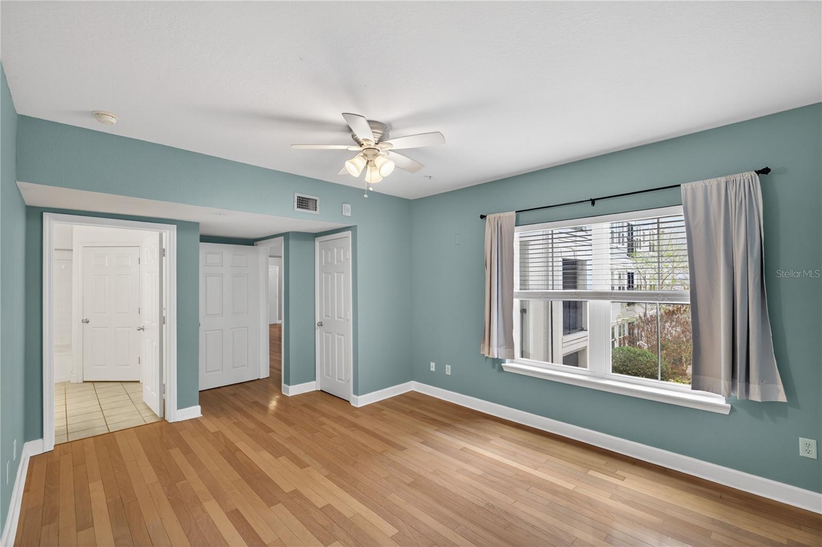 300 E SOUTH ST #2014