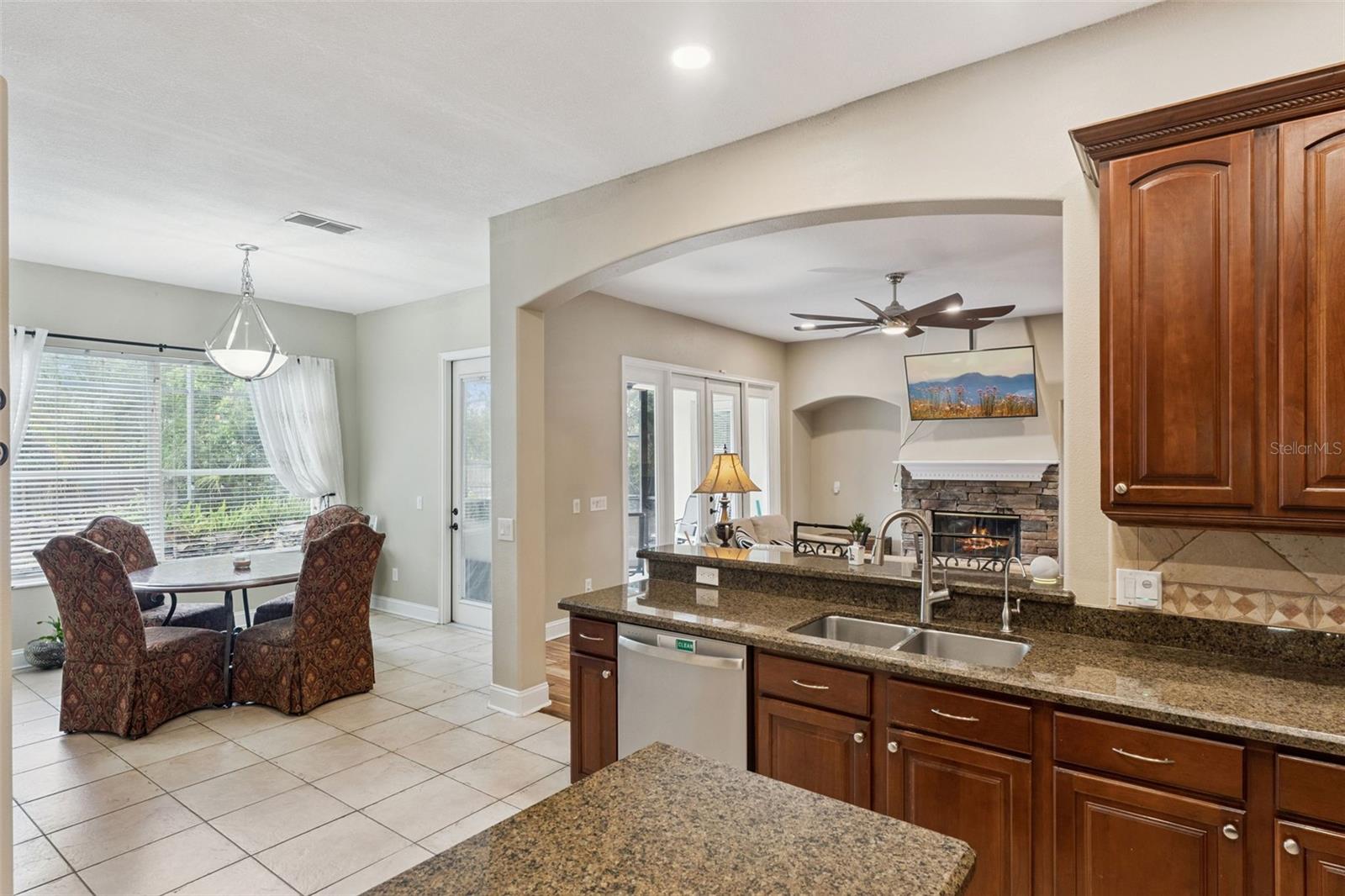 216 JUNIPER RIDGE CT