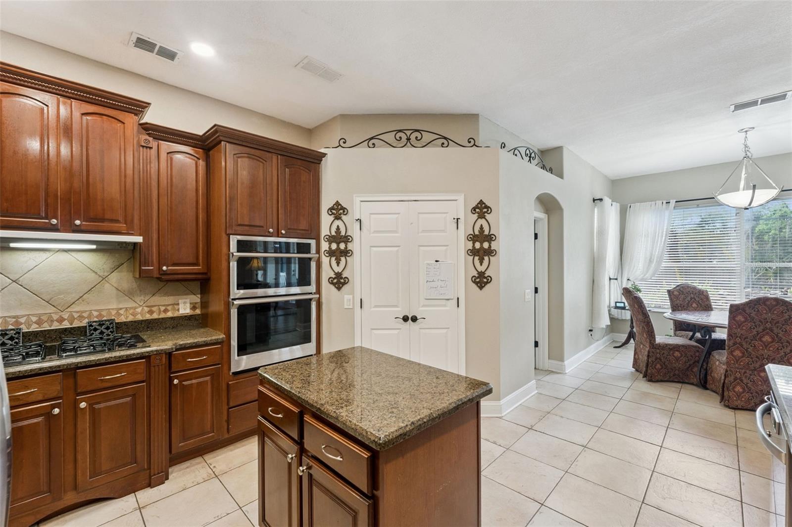 216 JUNIPER RIDGE CT