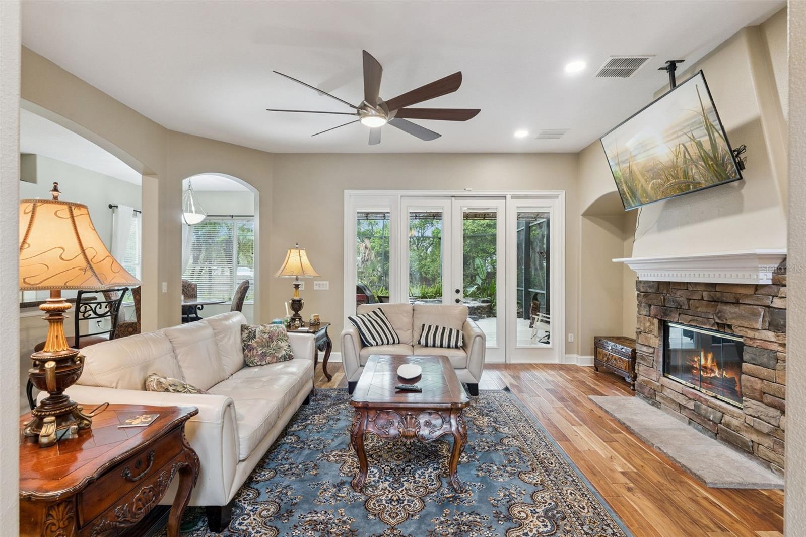 216 JUNIPER RIDGE CT