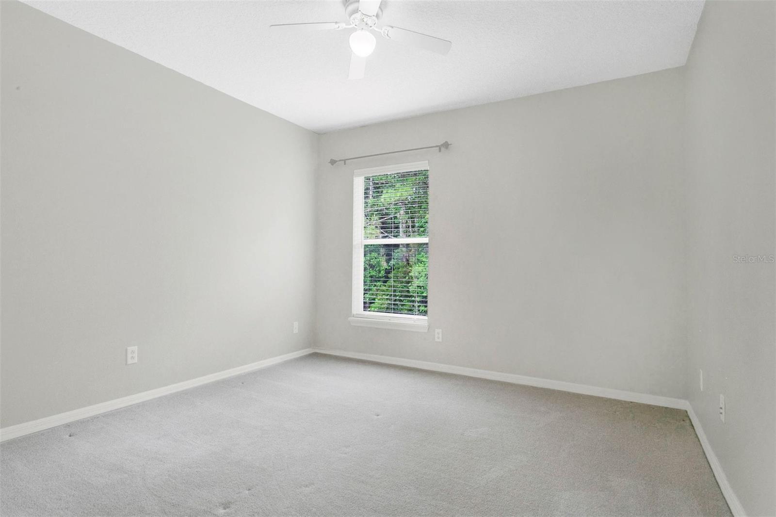 466 PEPIN DR