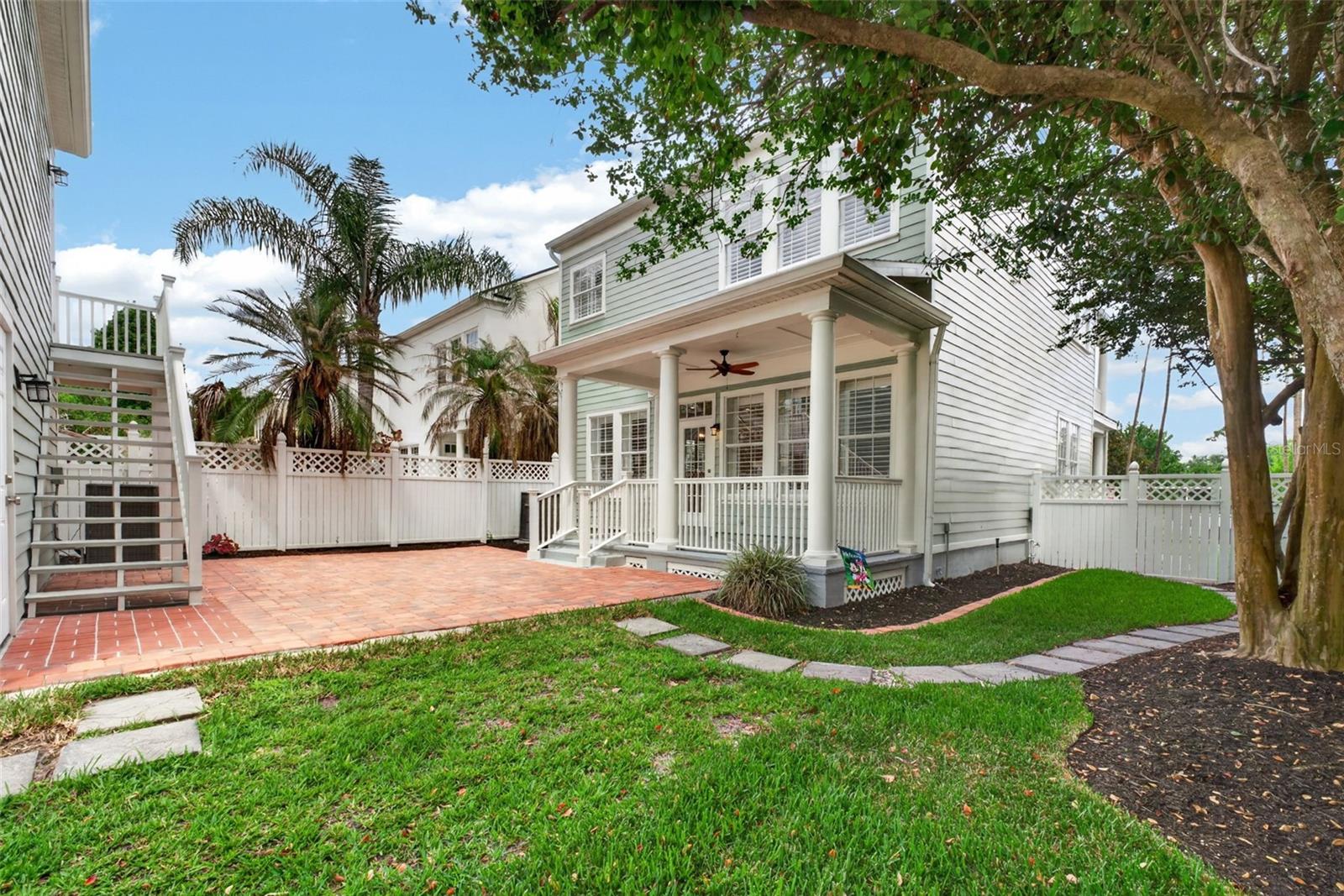 506 GREENBRIER AVE