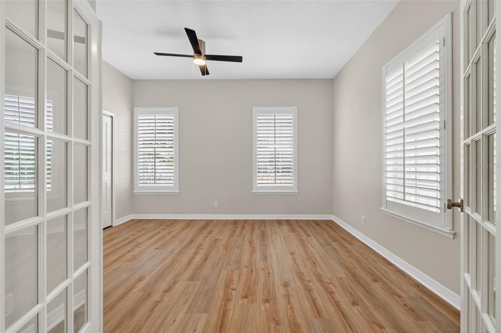 506 GREENBRIER AVE
