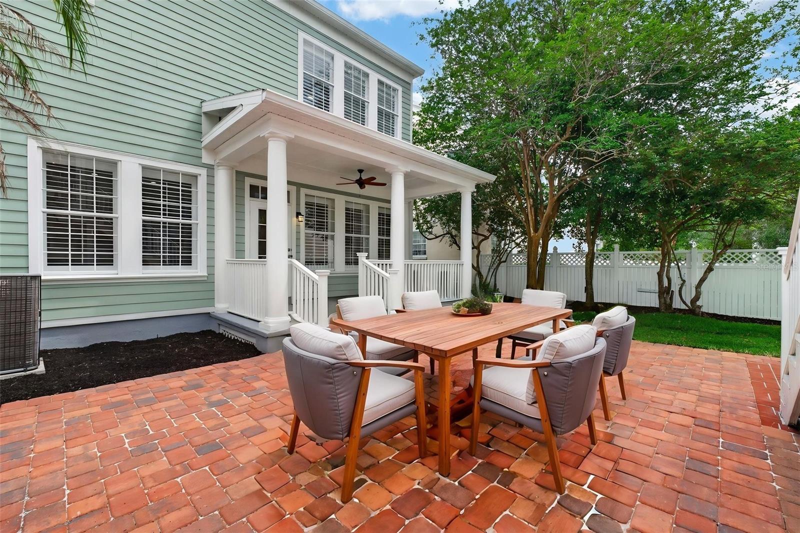 506 GREENBRIER AVE