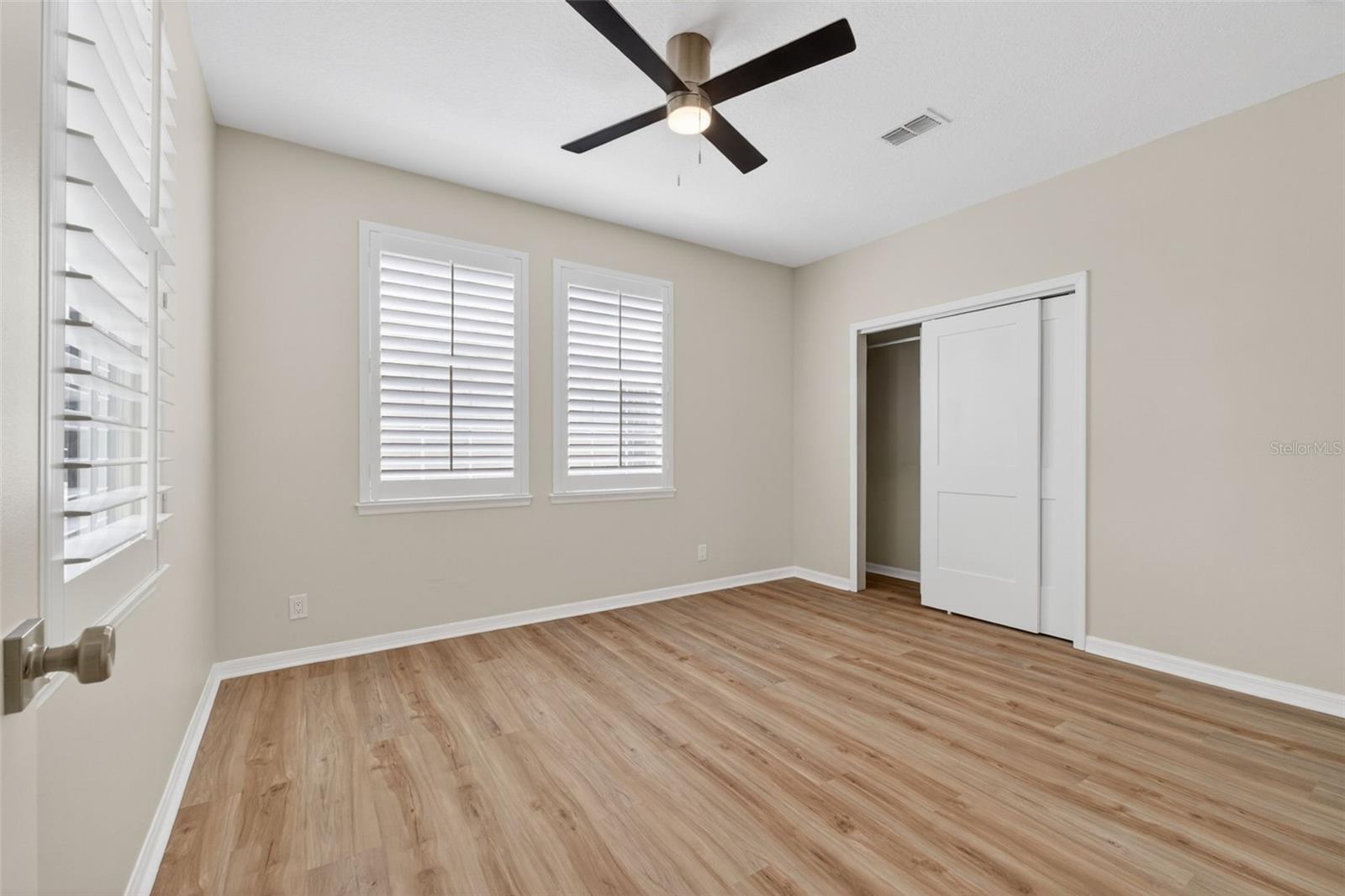 506 GREENBRIER AVE