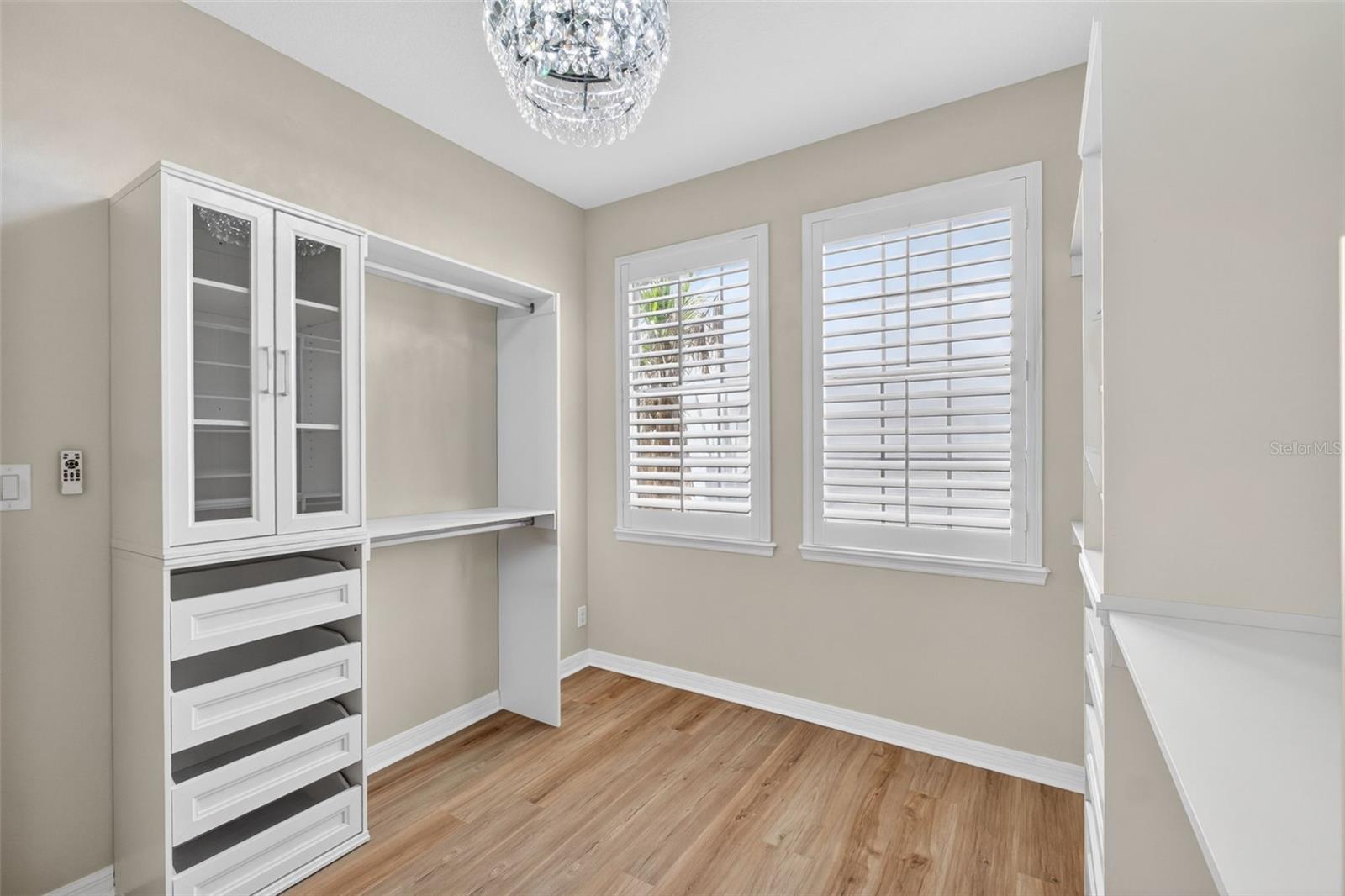 506 GREENBRIER AVE