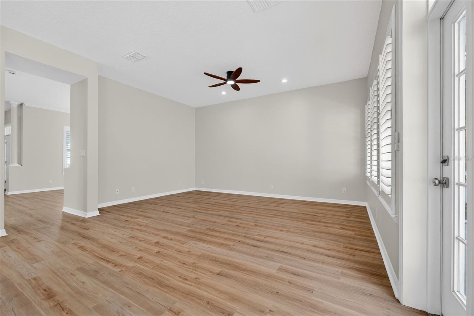 506 GREENBRIER AVE