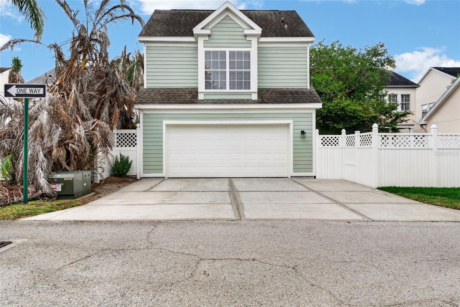 506 GREENBRIER AVE