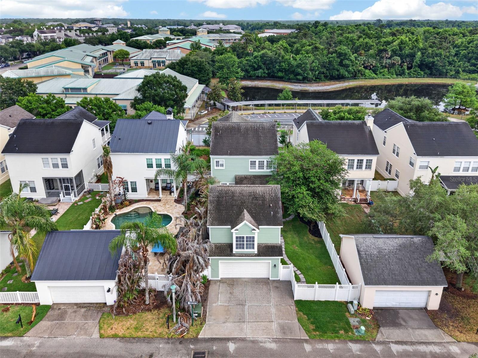 506 GREENBRIER AVE