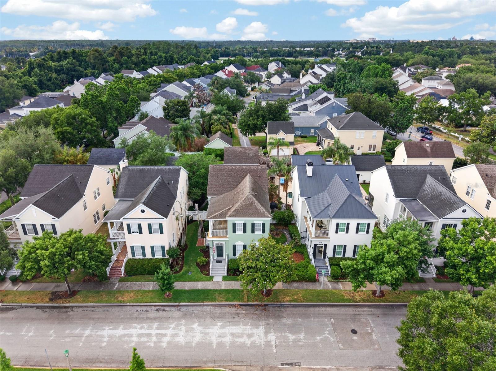 506 GREENBRIER AVE