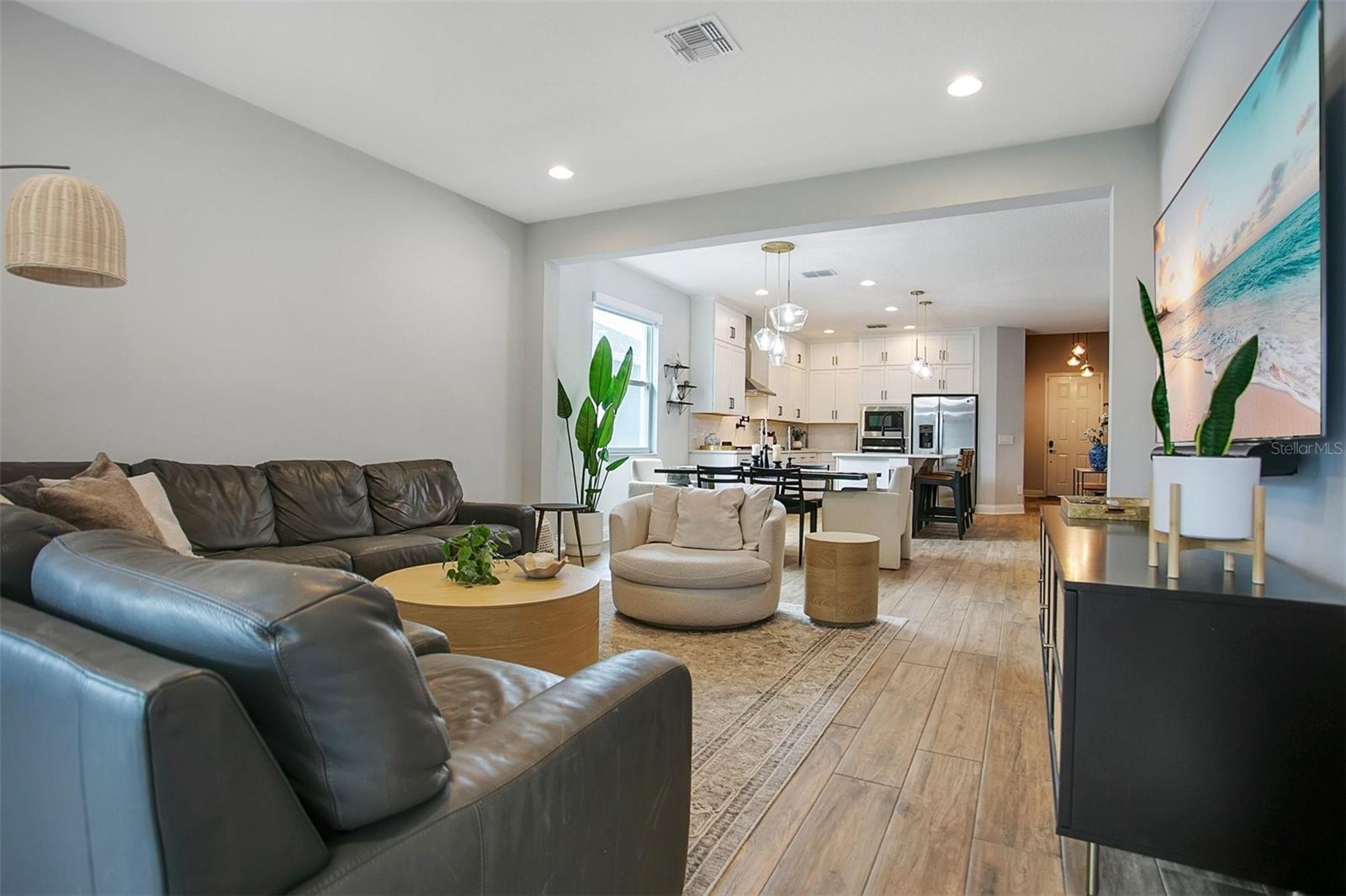 2022 BOSS HEWETT ST