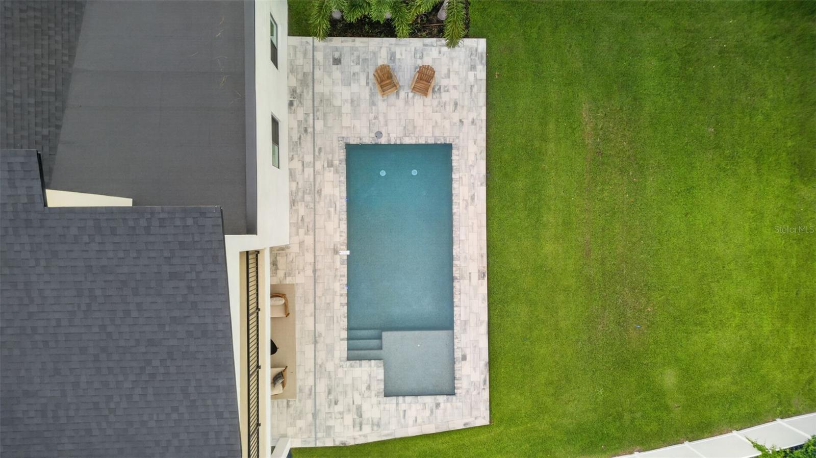 1205 FALCON DR