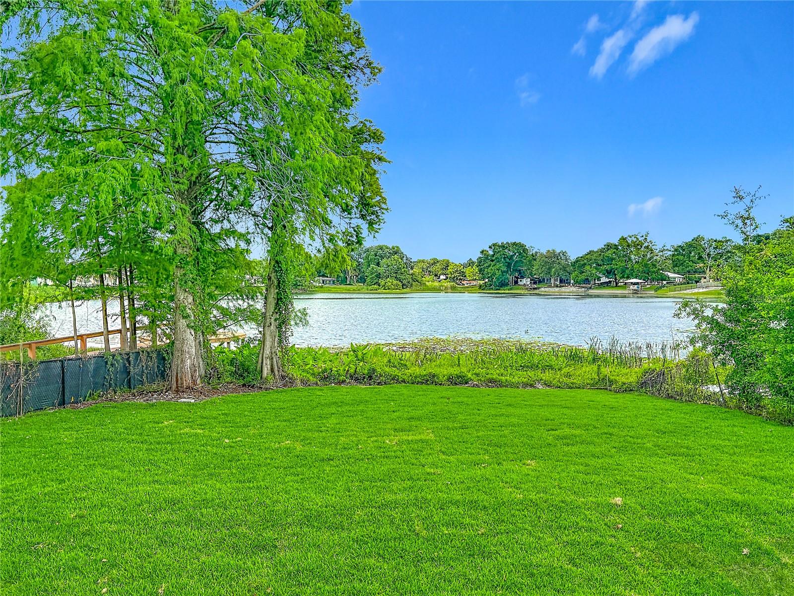 1205 FALCON DR