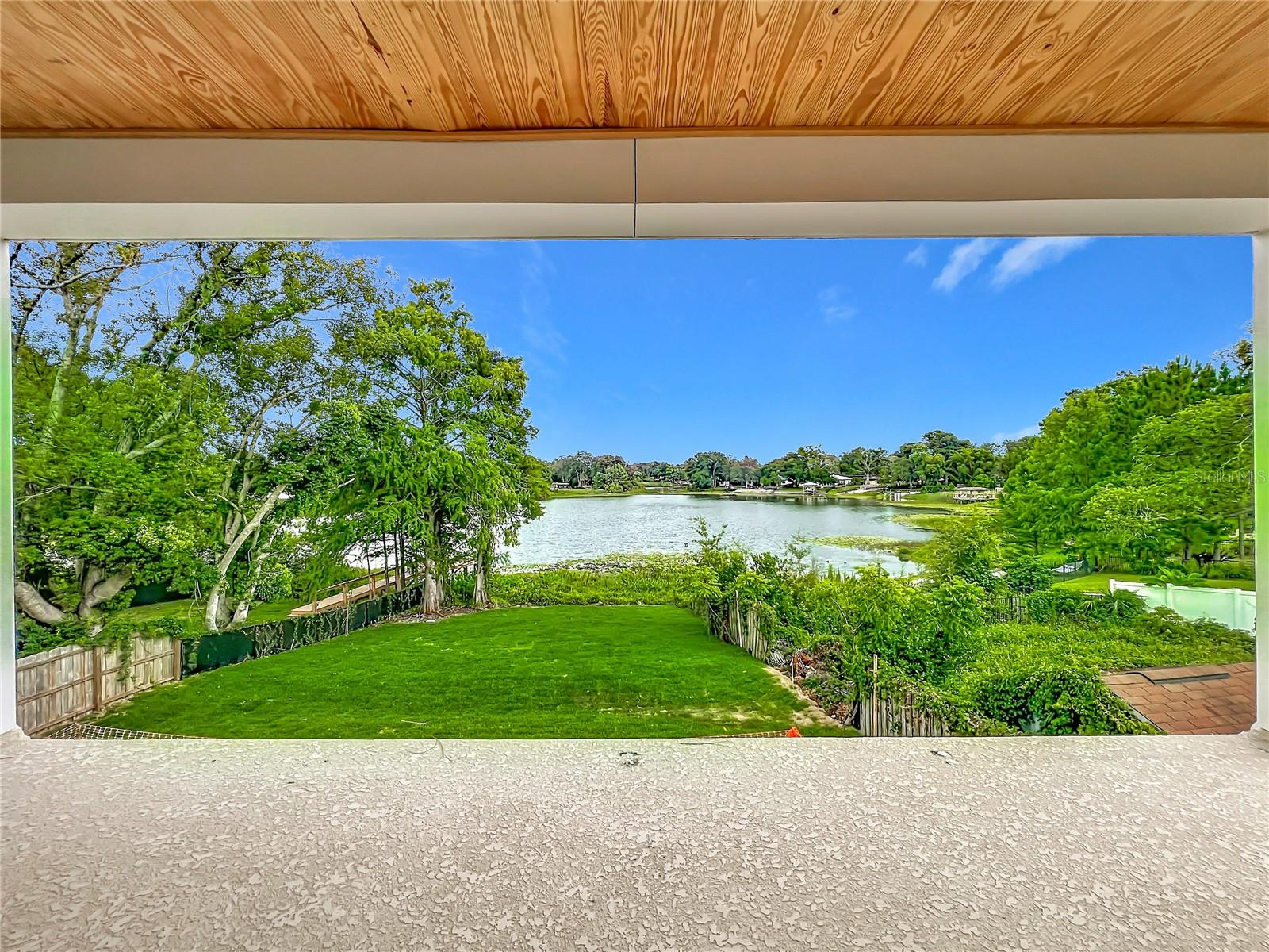 1205 FALCON DR