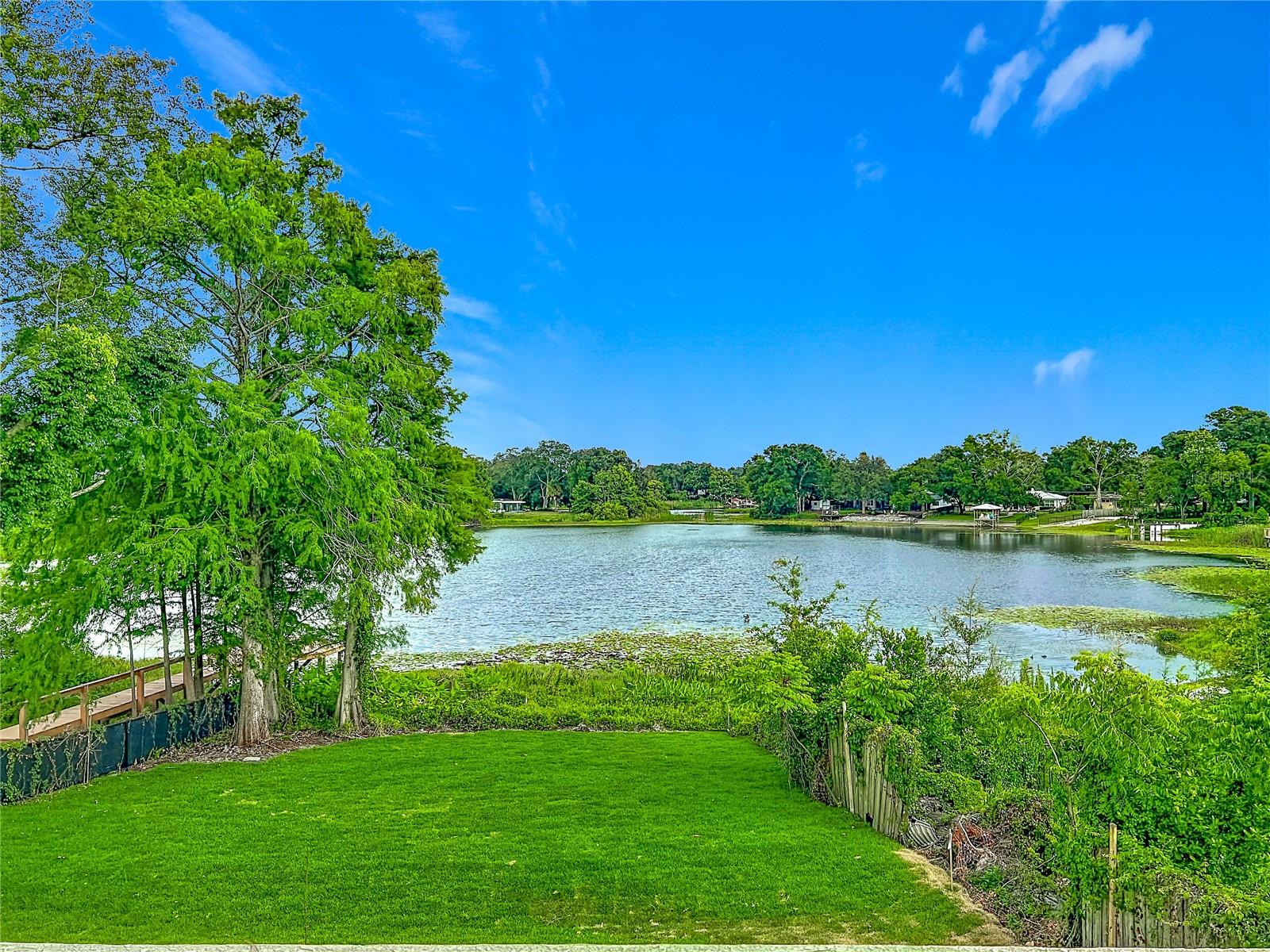 1205 FALCON DR