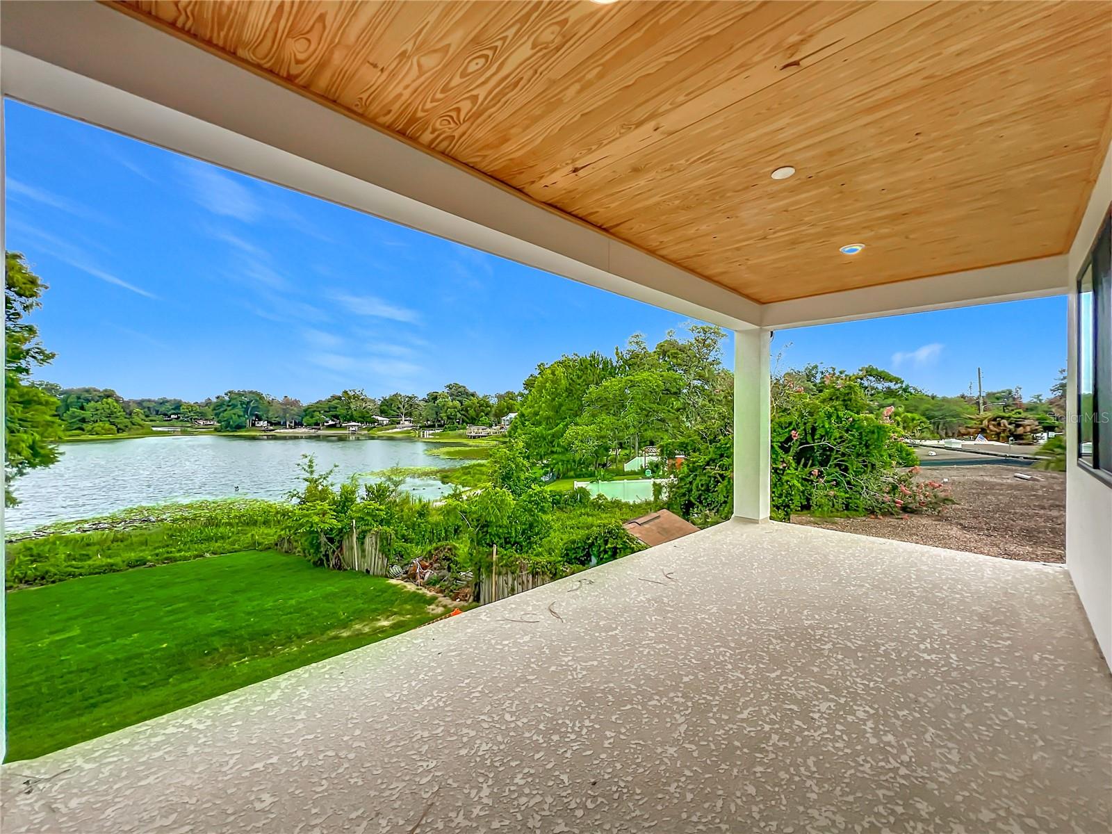 1205 FALCON DR