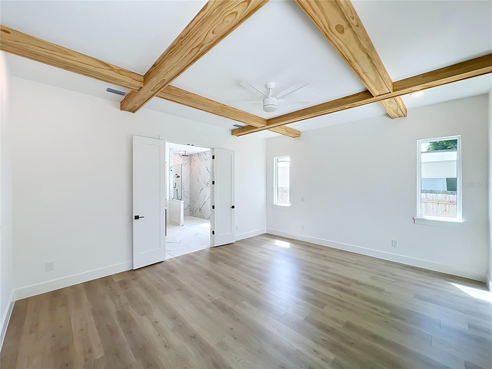 1205 FALCON DR