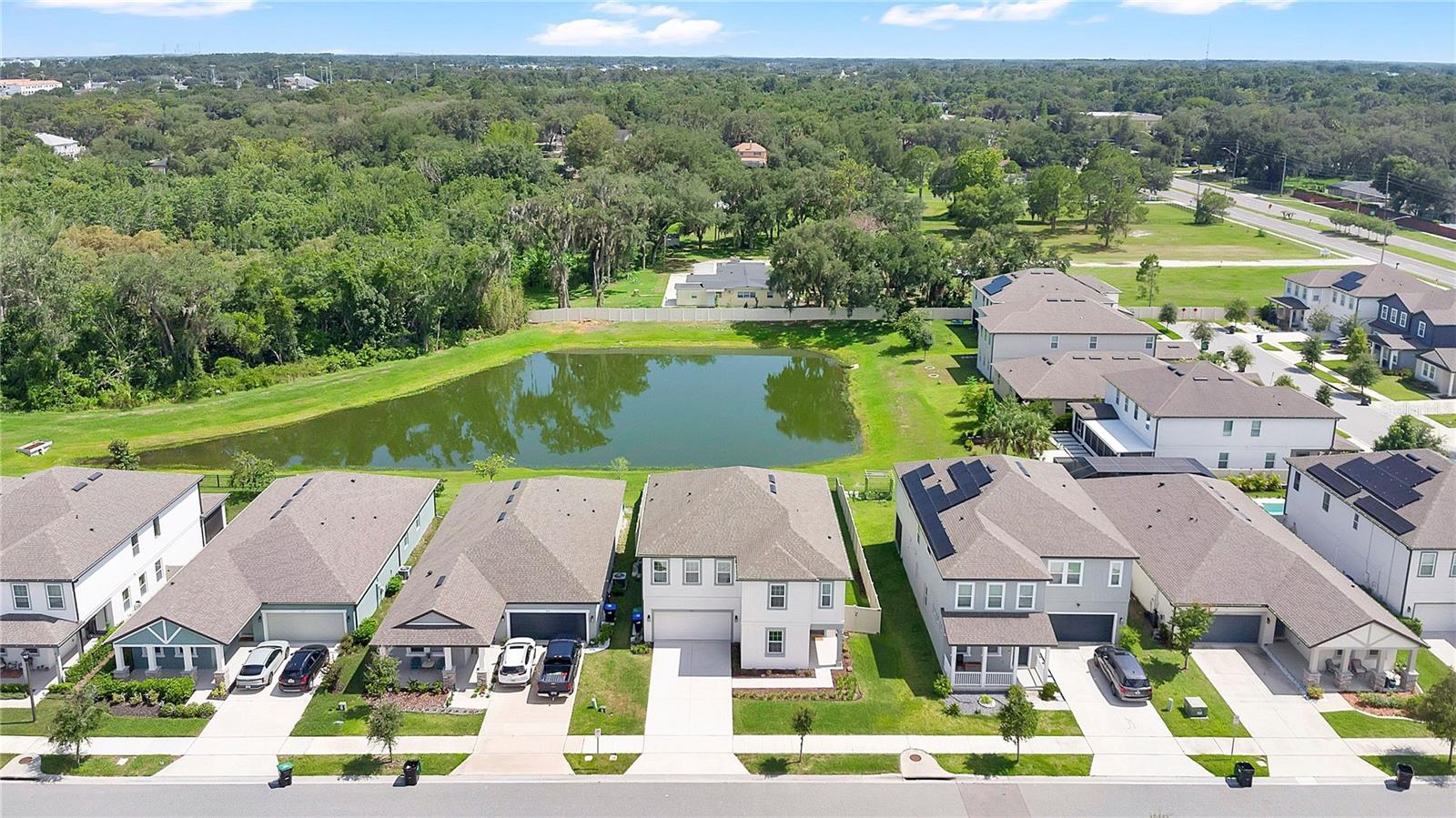 9169 WAVERLY WALK DR